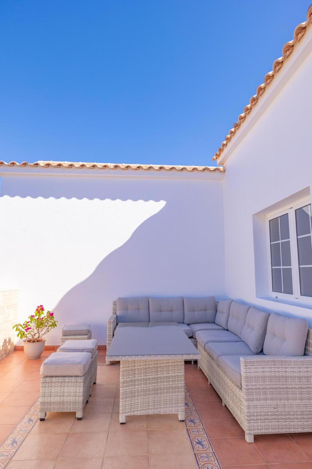 Casa Amaya - Spacious House With Pool, Large Garden, Bbq, 2 Terraces, And Ideal Location El Charco  Kültér fotó