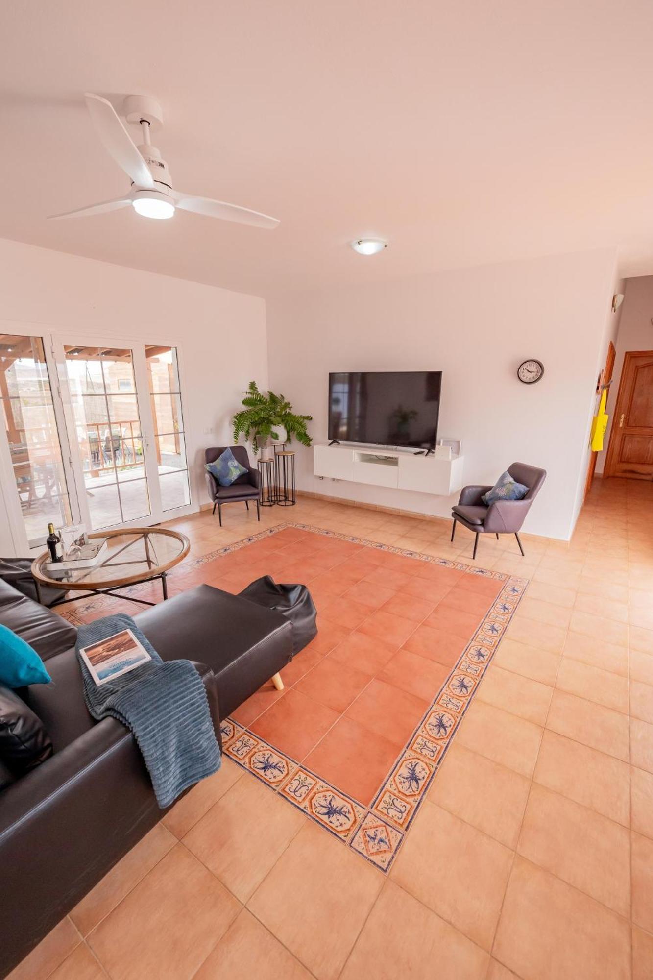 Casa Amaya - Spacious House With Pool, Large Garden, Bbq, 2 Terraces, And Ideal Location El Charco  Kültér fotó